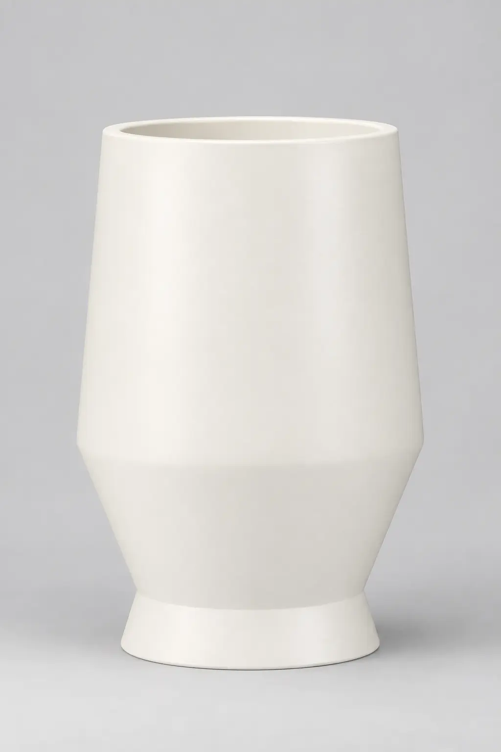 Modelo Minimalista em fibra de vidro, cor Branco